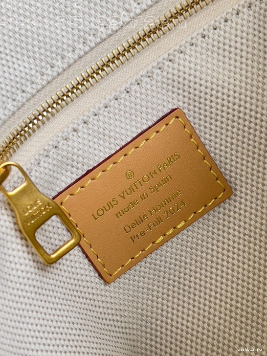 WIS Messenger VUITTON Montsouris MM LOUIS 0826